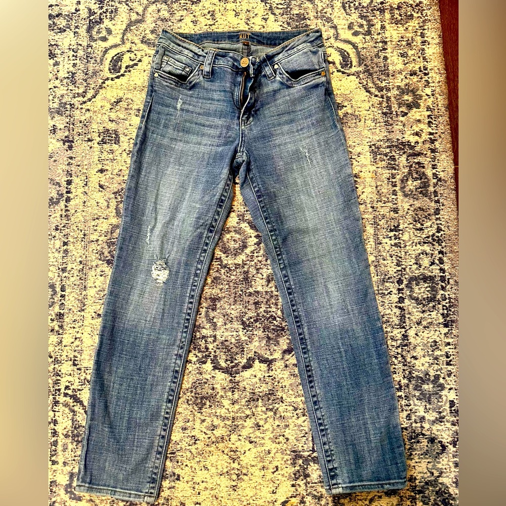Kut from the Kloth Straight Leg jeans